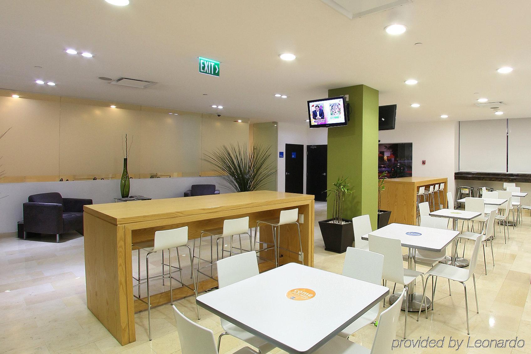 One Culiacan Forum Restoran foto