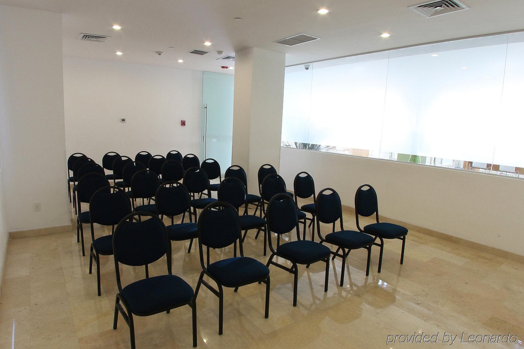 One Culiacan Forum Bagian luar foto