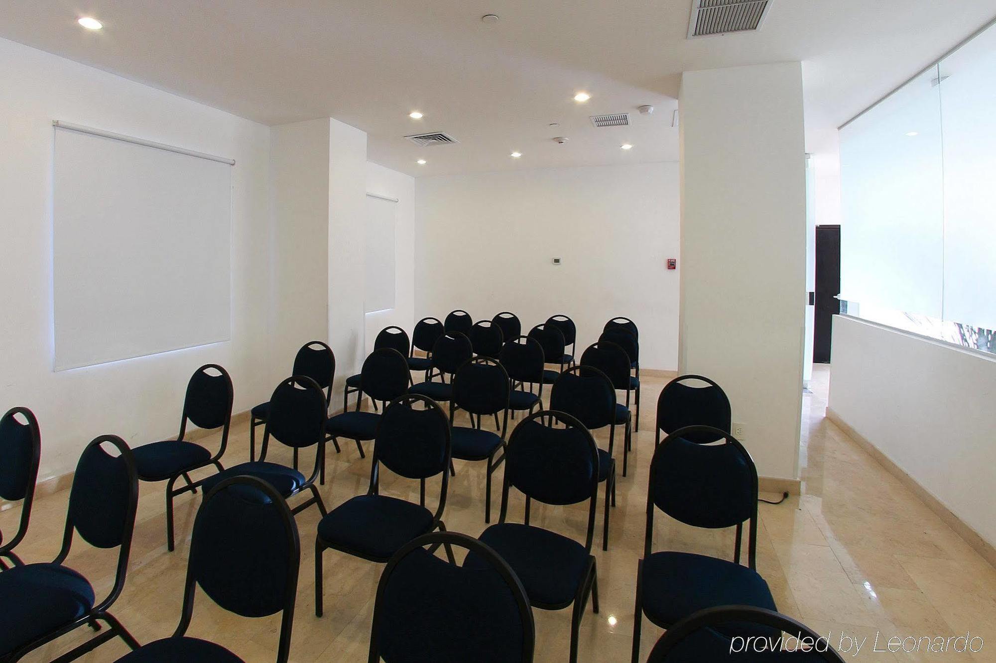 One Culiacan Forum Bagian luar foto